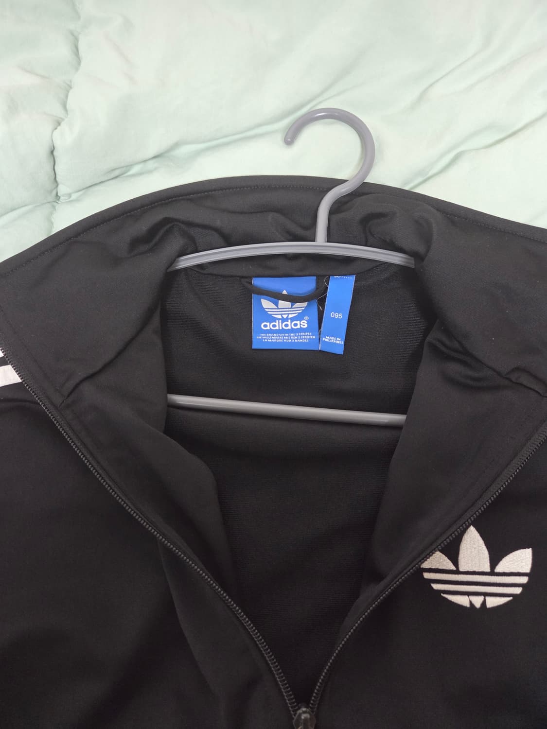 아디다스 트랙탑 져지 나우아임영 착용 상품이미지3