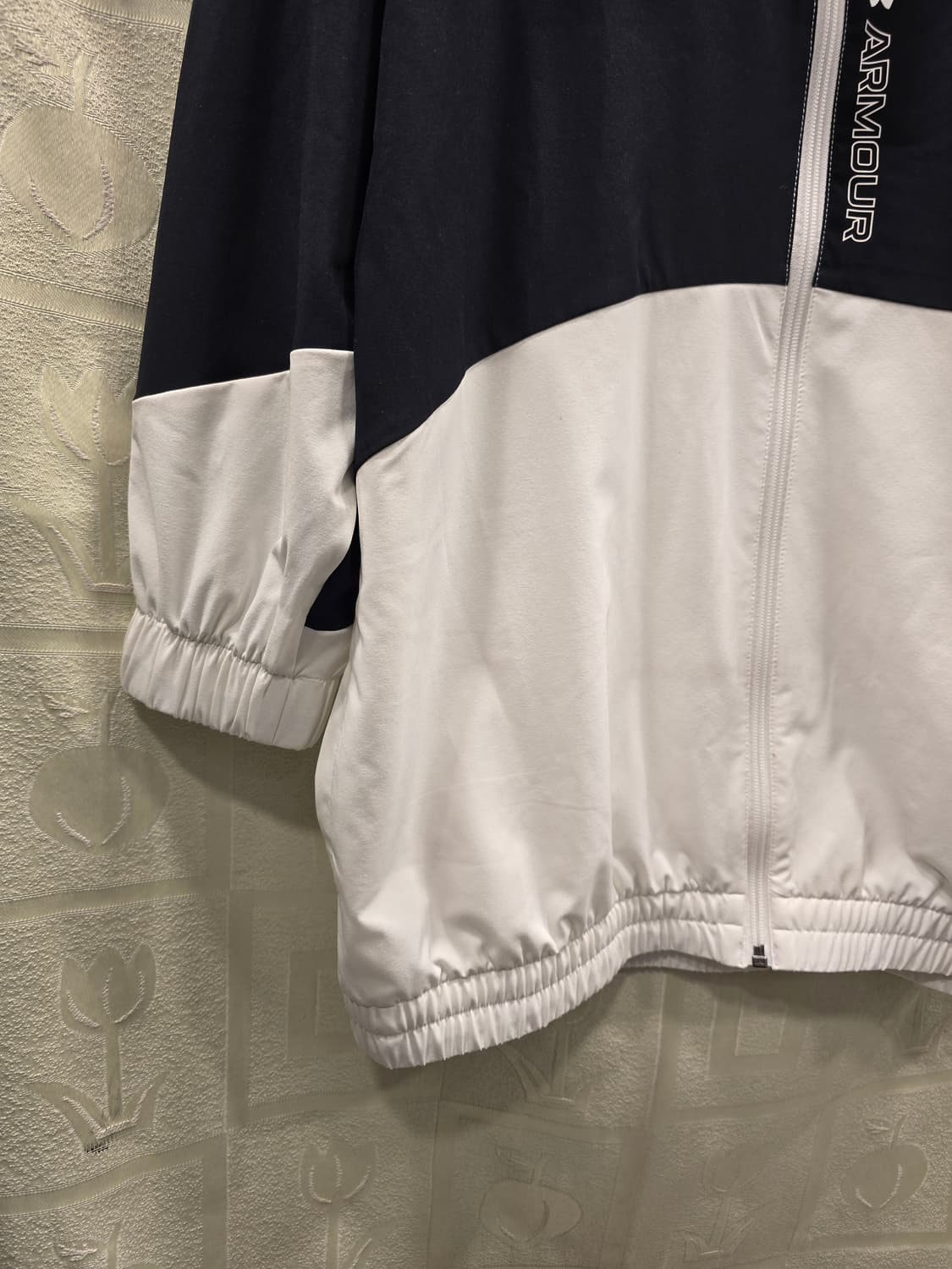 언더아머 우븐 풀집럽 여성 방풍자켓 바람막이 95(66) 상품이미지6