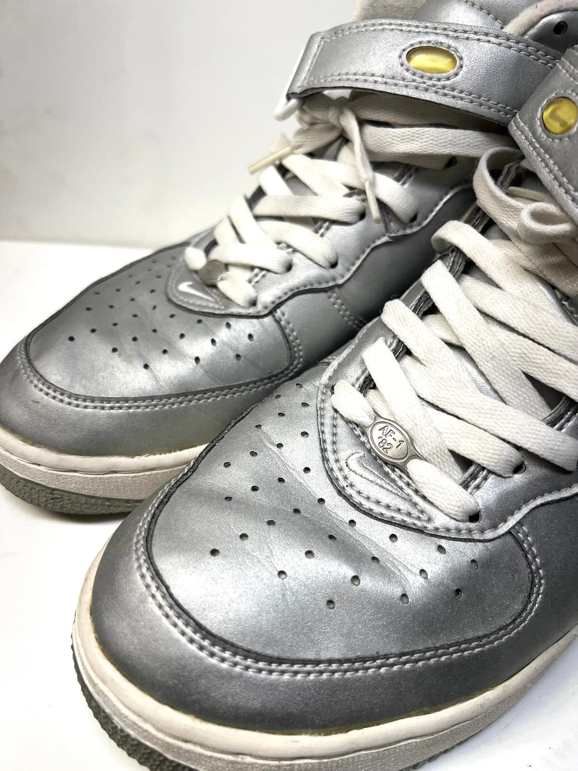 [280] 나이키 에어 포스 원 미드 로보캅 상품이미지2