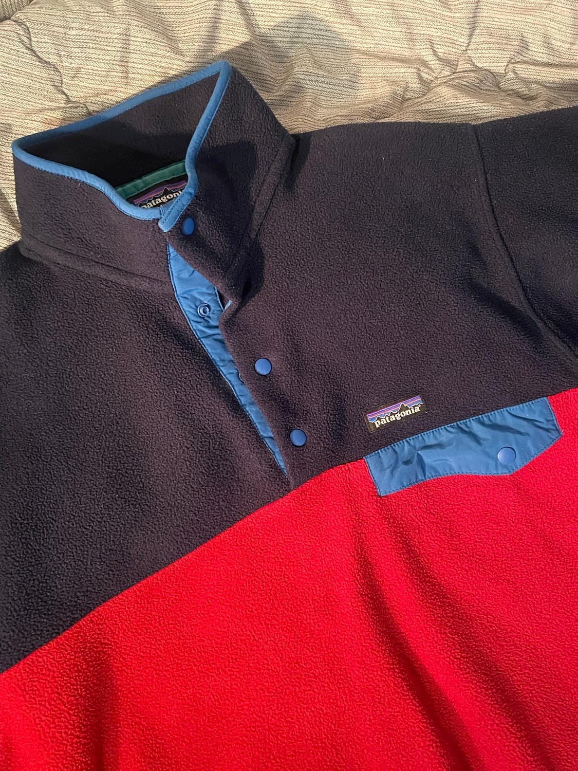 파타고니아 신칠라 레드네이비 M 상품이미지2