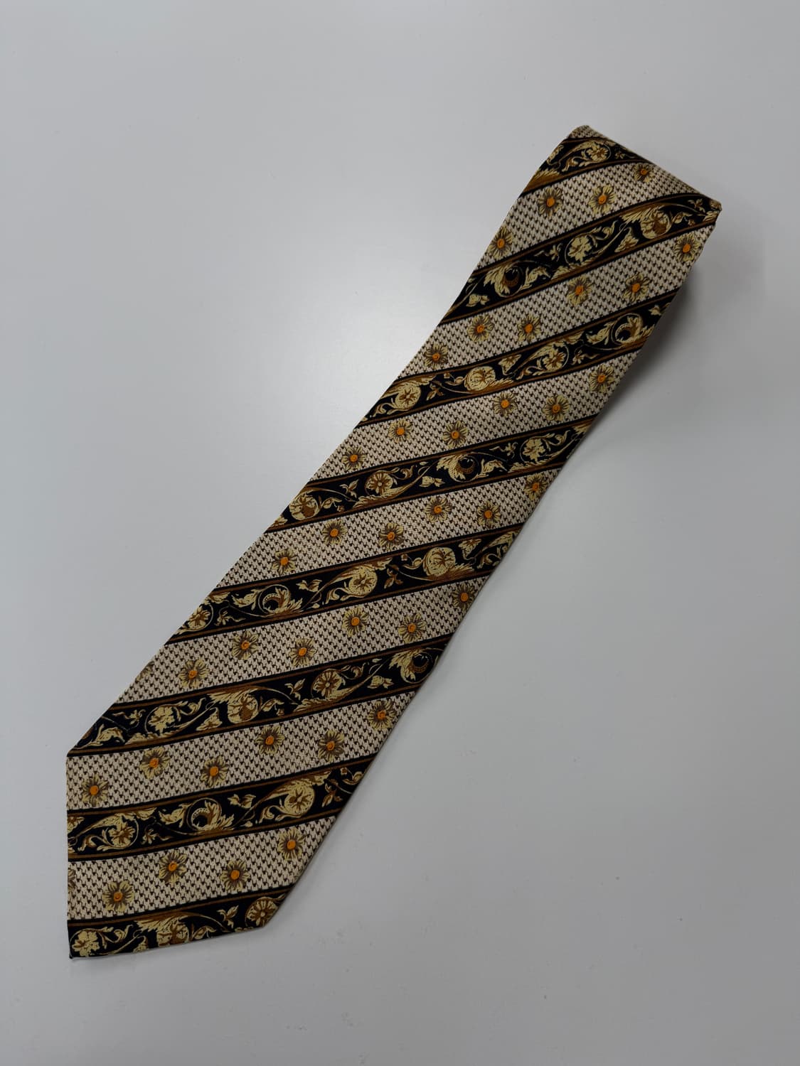 닥스(Daks) 실크 넥타이 9.5cm 상품이미지1