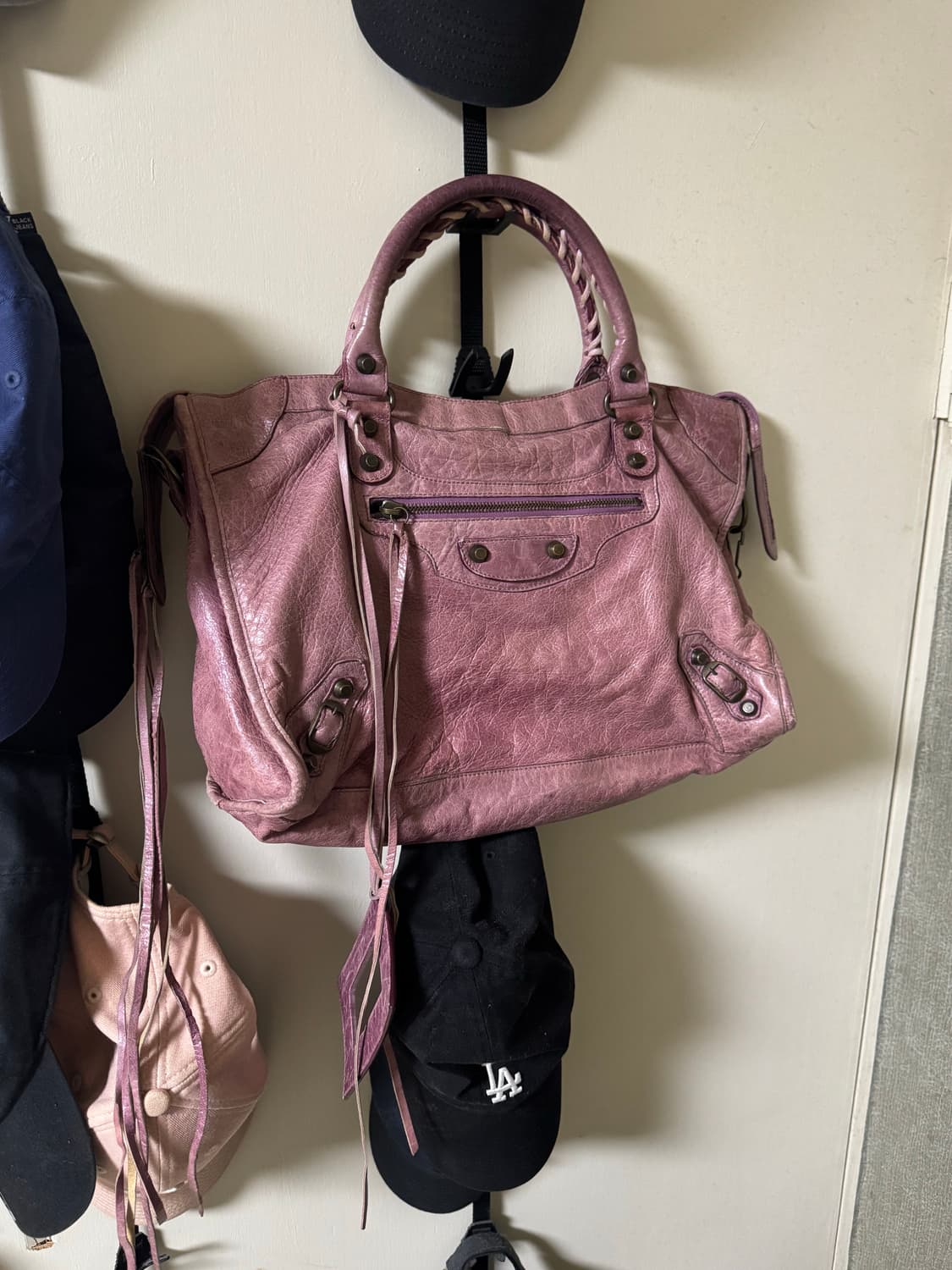 Balenciaga 모터백 상품이미지1