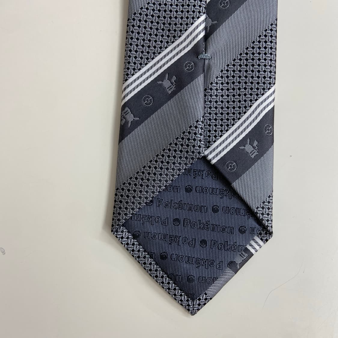 포켓몬 피카츄 넥타이 7.7cm 상품이미지7