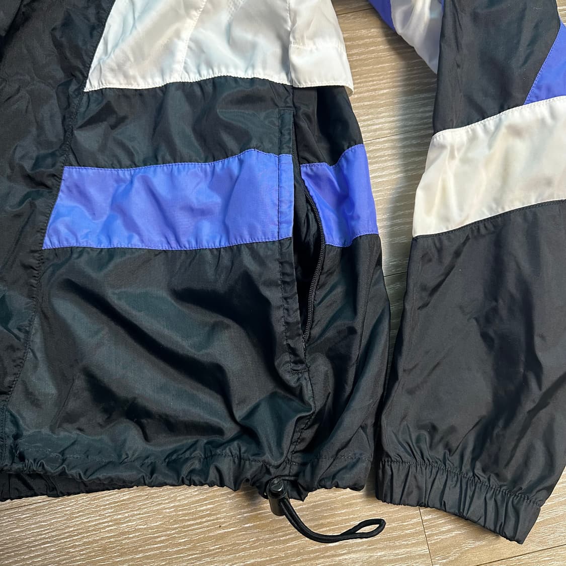 도쿄 빈티지 나이키 올드스쿨 윈드브레이커 상품이미지3