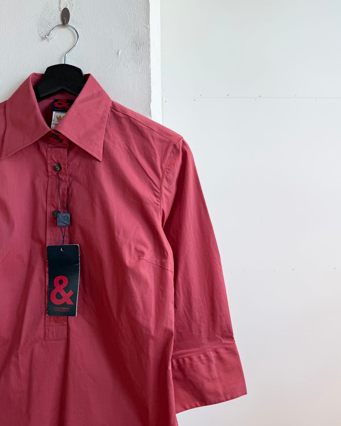 돌체앤가바나 레드 하프버튼 블라우스 셔츠  상품이미지4