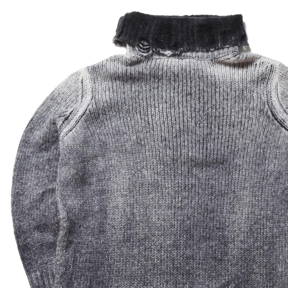 Avant Toi Distressed Knit

 상품이미지5