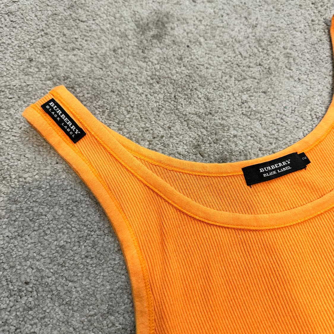 버버리 블랙라벨 오렌지 골지 탱크탑M 상품이미지3