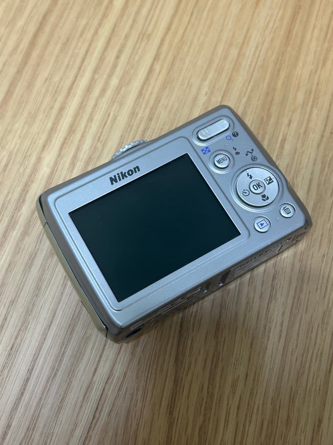 Nikon Coolpix P4 상품이미지2
