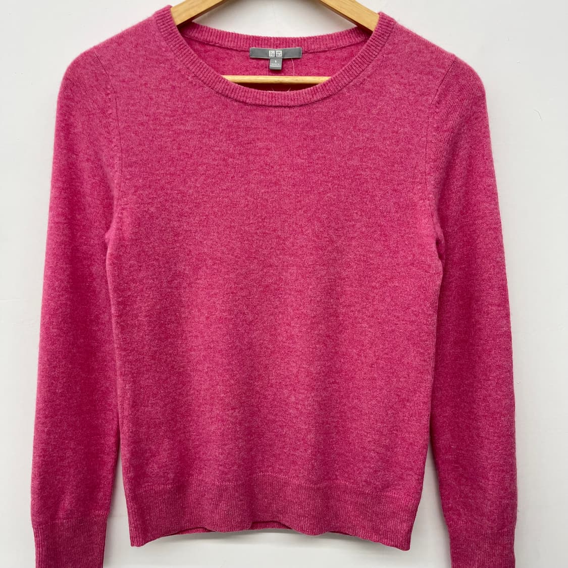 유니클로 캐시미어100% 핑크색 니트 상품이미지2