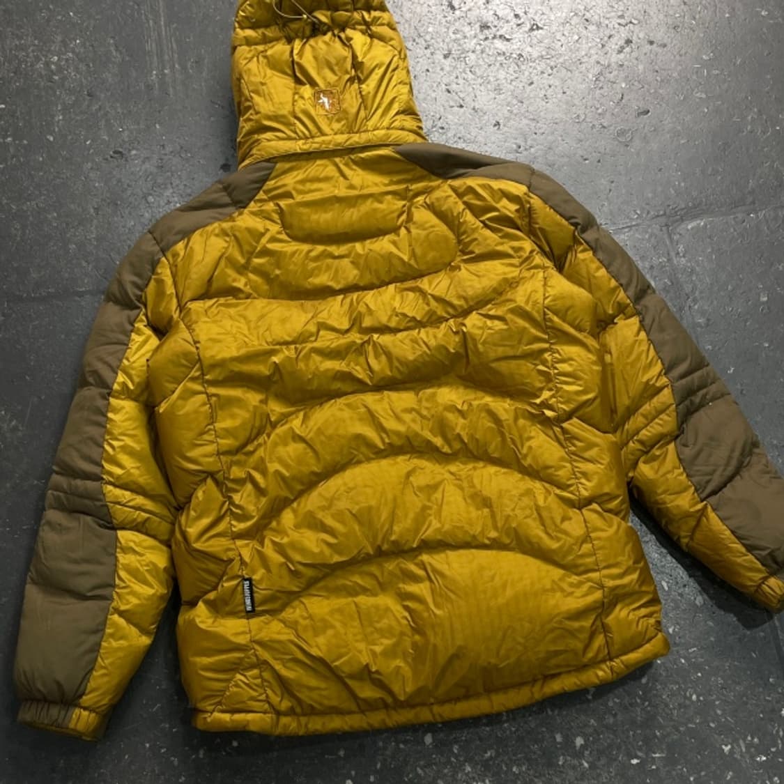 100 블랙야크 패딩 상품이미지6