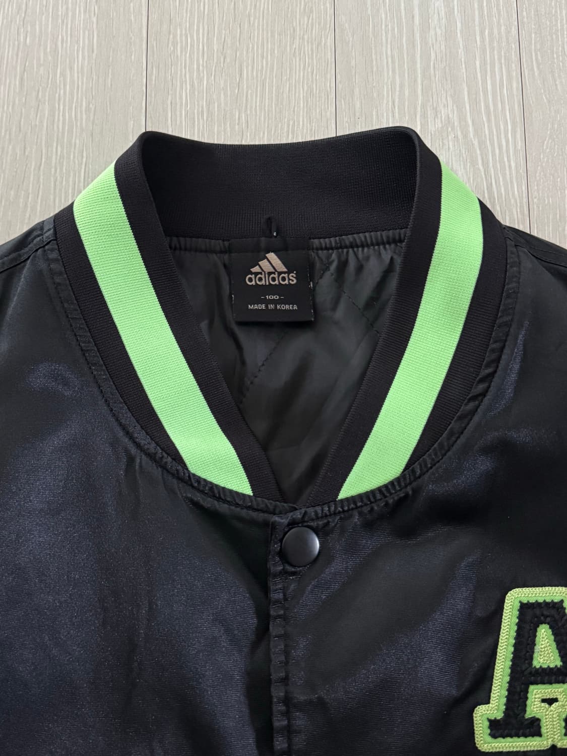 아디다스 00‘s 올드스쿨 베이스볼 바시티 자켓  상품이미지2