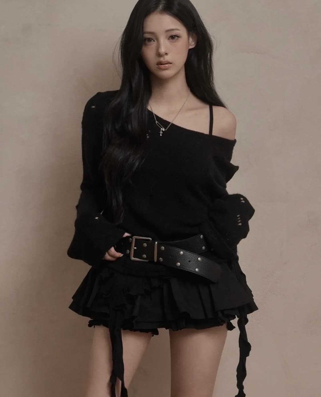 카키포인트 Damage Punching Knit (black) 상품이미지1