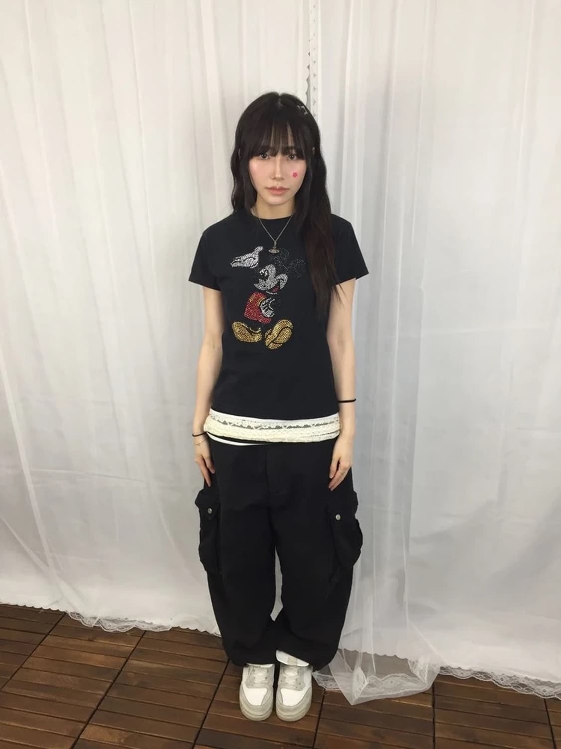 Disney Mickey Rhinestone Graphic Tee 상품이미지1