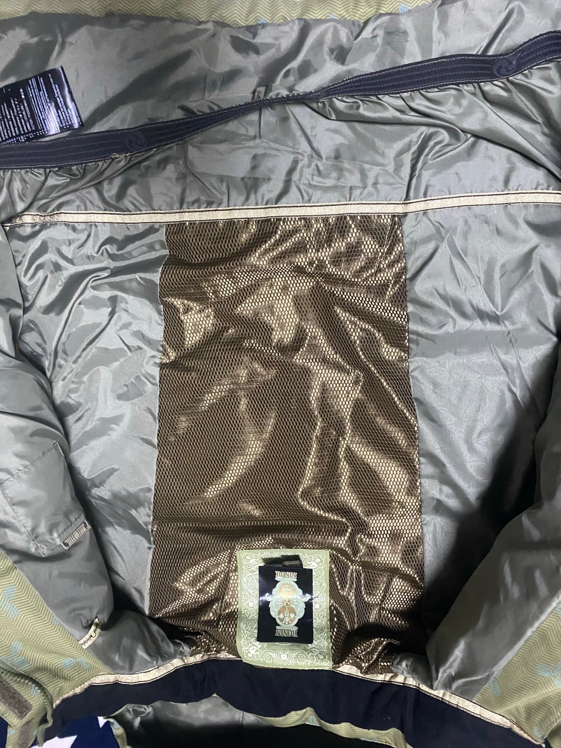 버튼 로닌 콜라보 보드복 패딩 자켓 상품이미지4