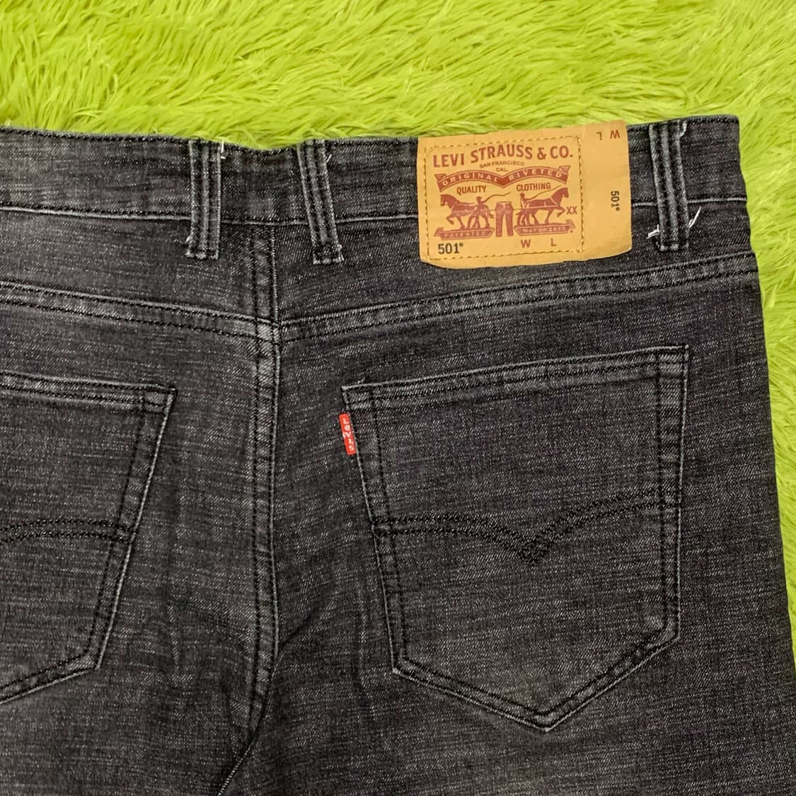 [37] 리바이스 501 테이퍼드핏 데님팬츠 상품이미지1