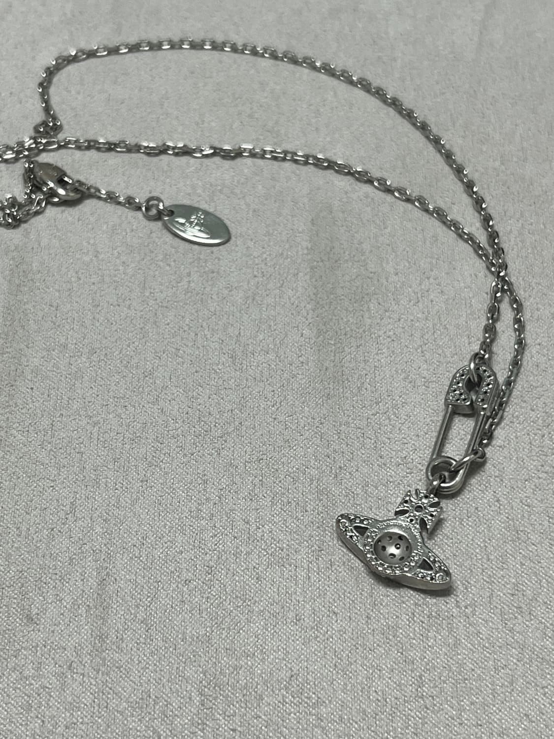 비비안웨스트우드 루크리스 목걸이 상품이미지2