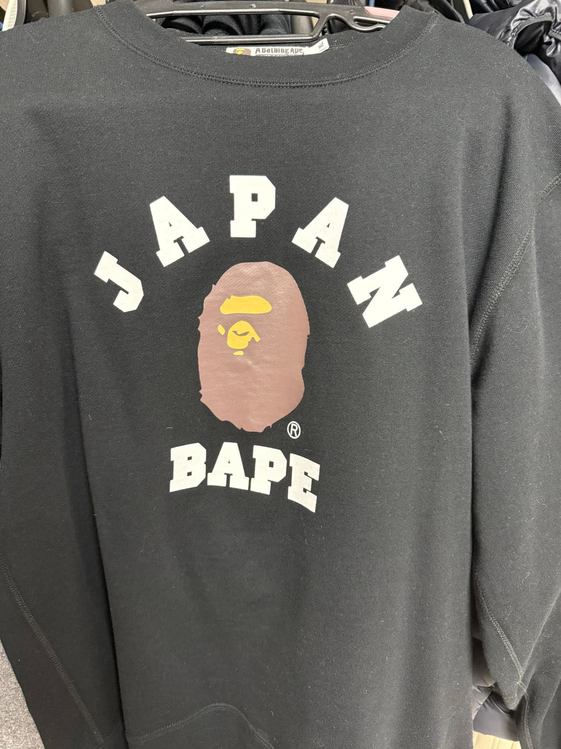 베이프 JAPAN BAPE 블랙 크루넥 스웨트 셔츠 상품이미지3