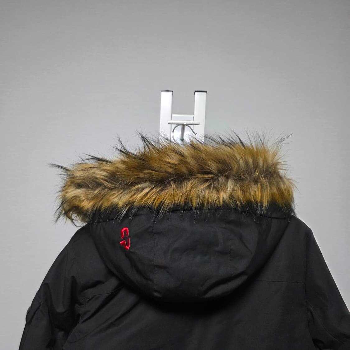 센터폴 블랙 패딩 점퍼 상품이미지6