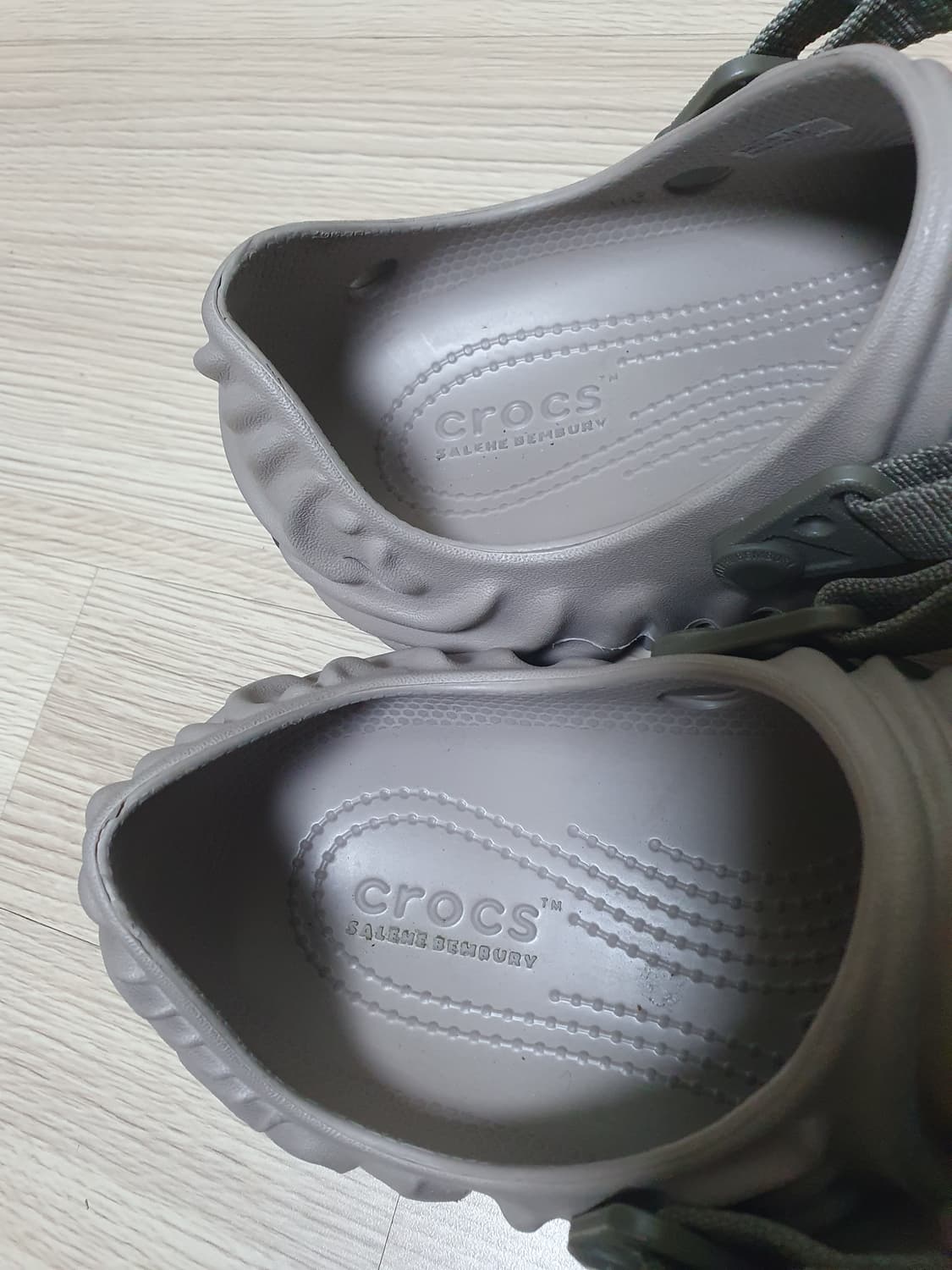 크록스 살레헤뱀버리 샌들 250~55 상품이미지7