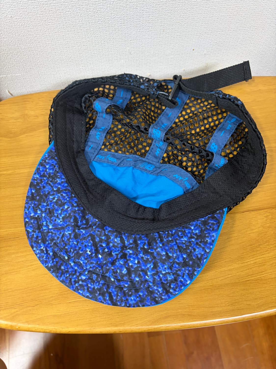 뉴발란스 뉴욕마라톤 기념 러닝 메쉬캡 상품이미지3