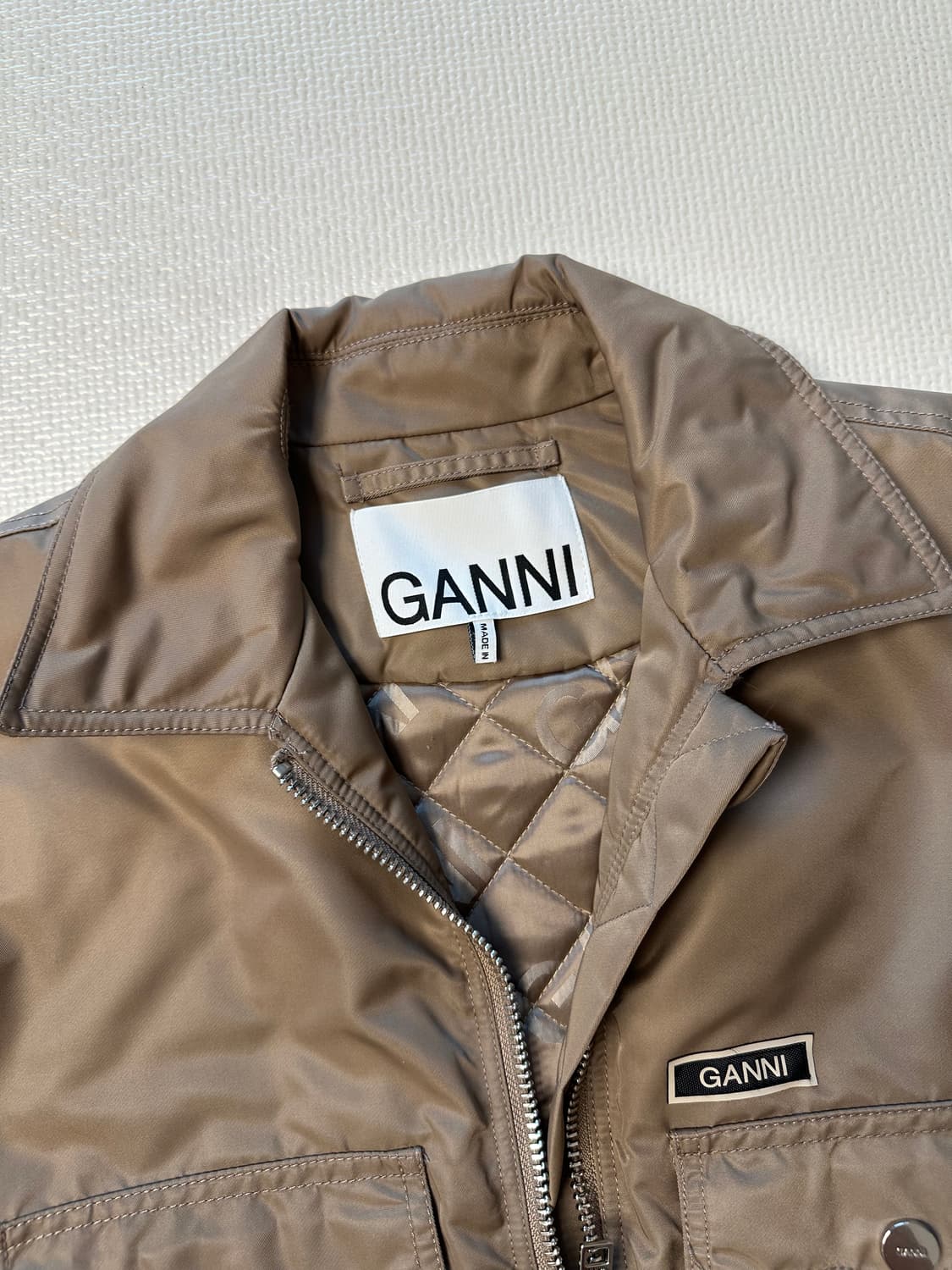 Ganni 크롭 MA1 항공점퍼 34사이즈 상품이미지7