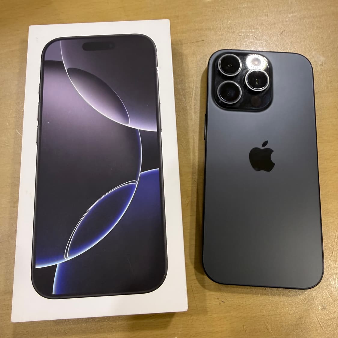 아이폰16프로 1테라 상품이미지1