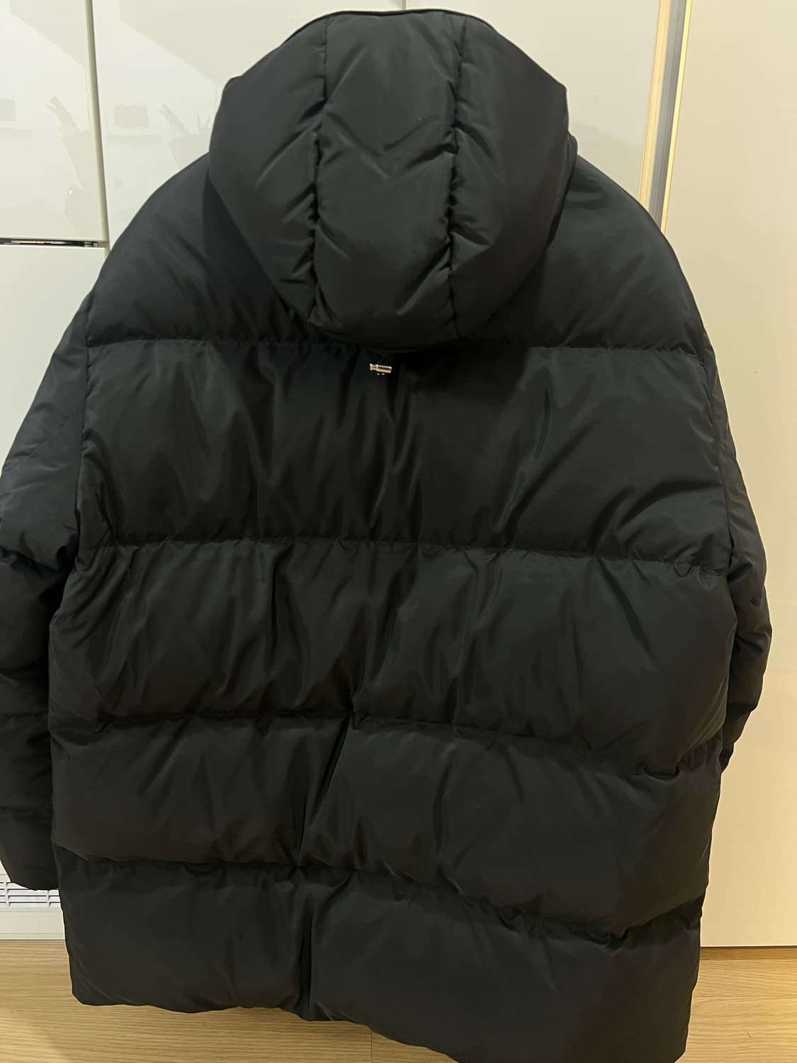 24fw 프라다 리나일론 구스다운 패딩 105-110 (새상품급) 상품이미지2