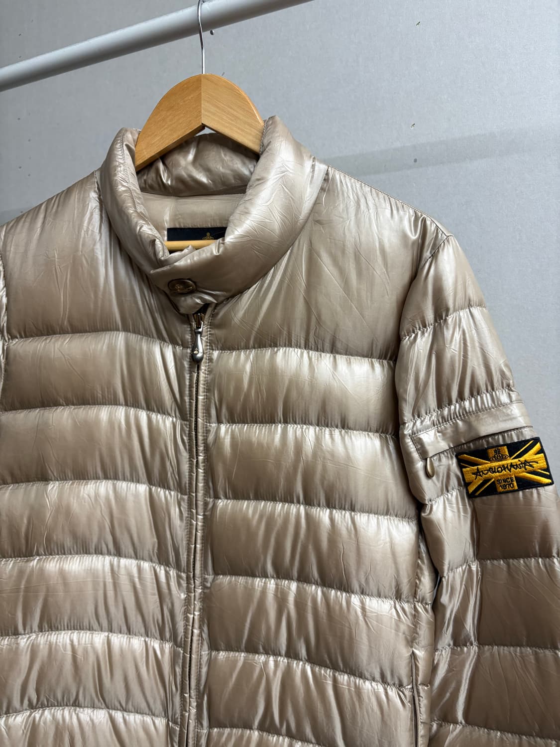 비비안 웨스트 우드 아카이빙 경량패딩 상품이미지2