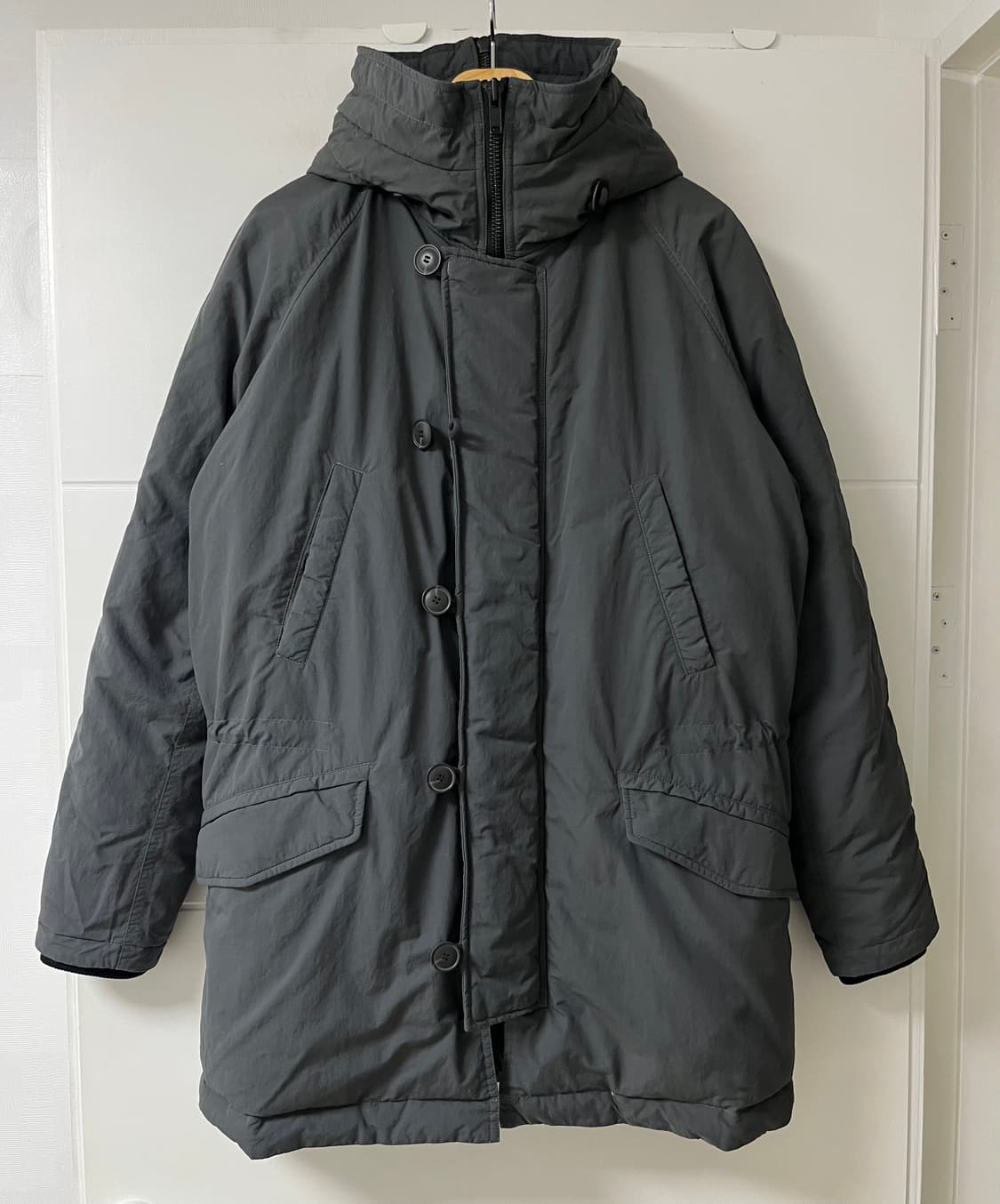 띠어리 다운 후드 패딩 점퍼 상품이미지4