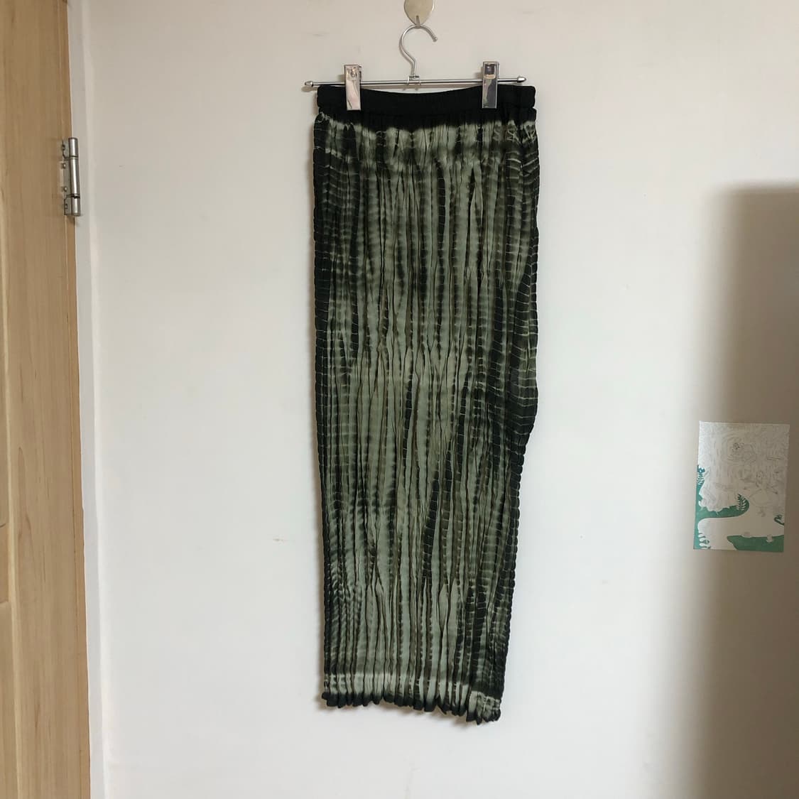 Khaki alligator long sk 🖨️  상품이미지1