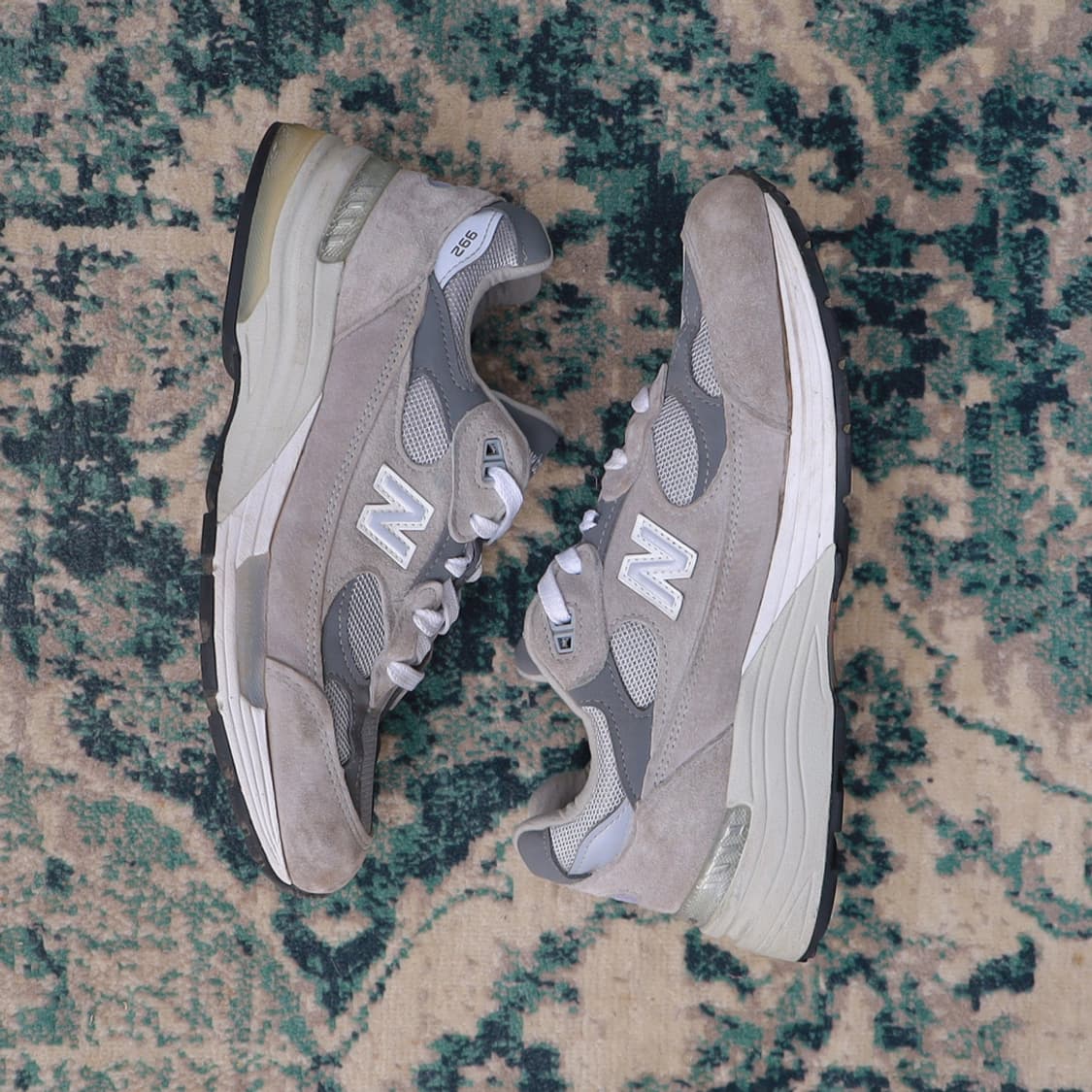 New balance 뉴발란스 992 그레이 D 260 상품이미지3