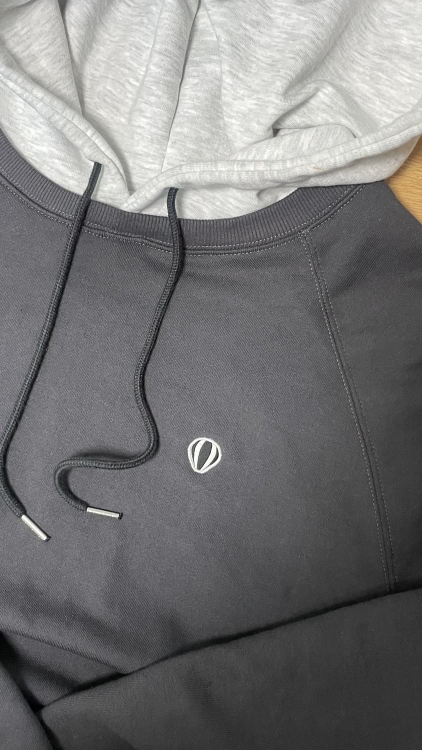 앵글런 더블 컬러 차콜 후드 상품이미지1