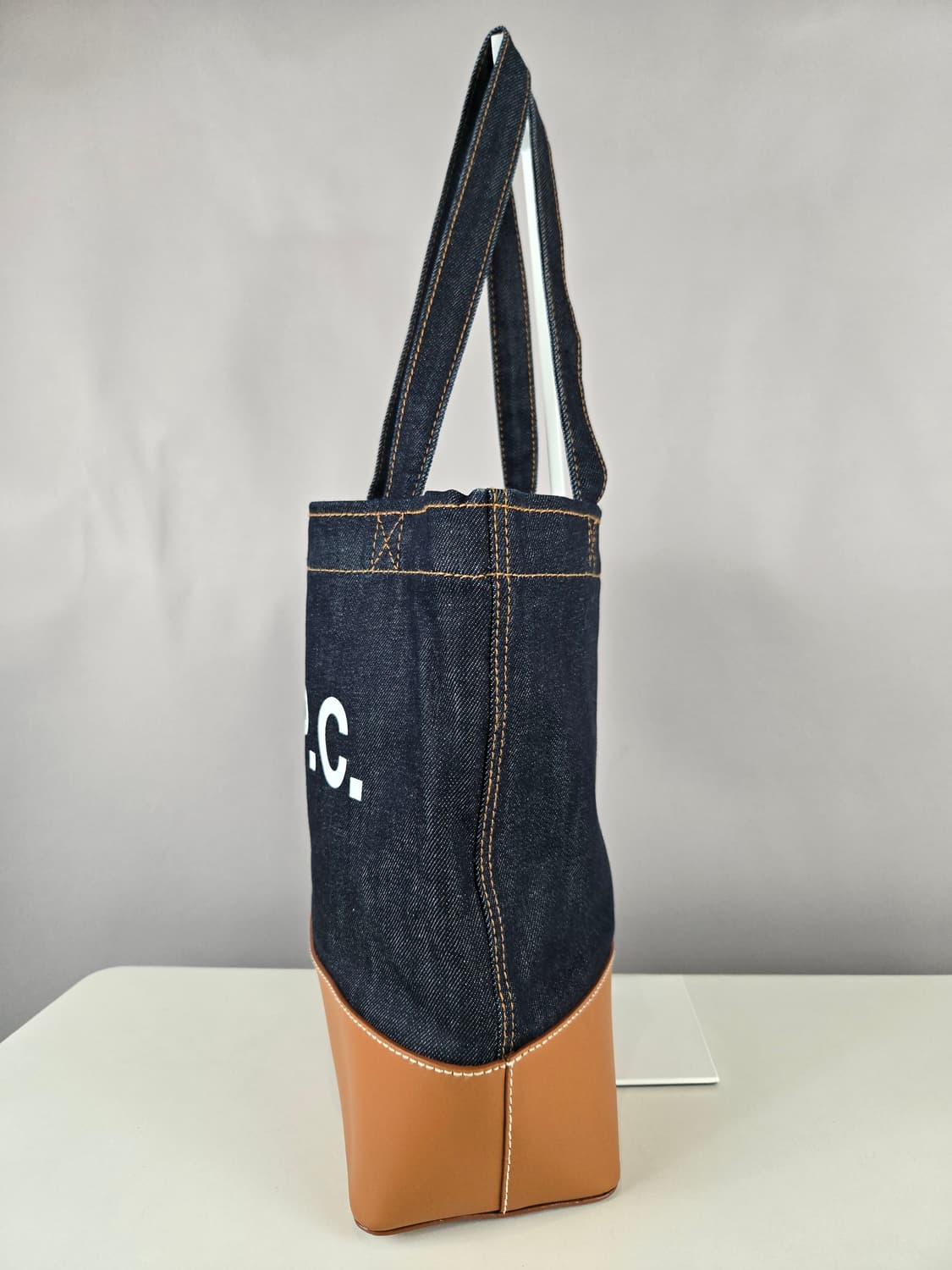 A.P.C 아페쎄 악셀 데님 에코백 스몰 가방 상품이미지5