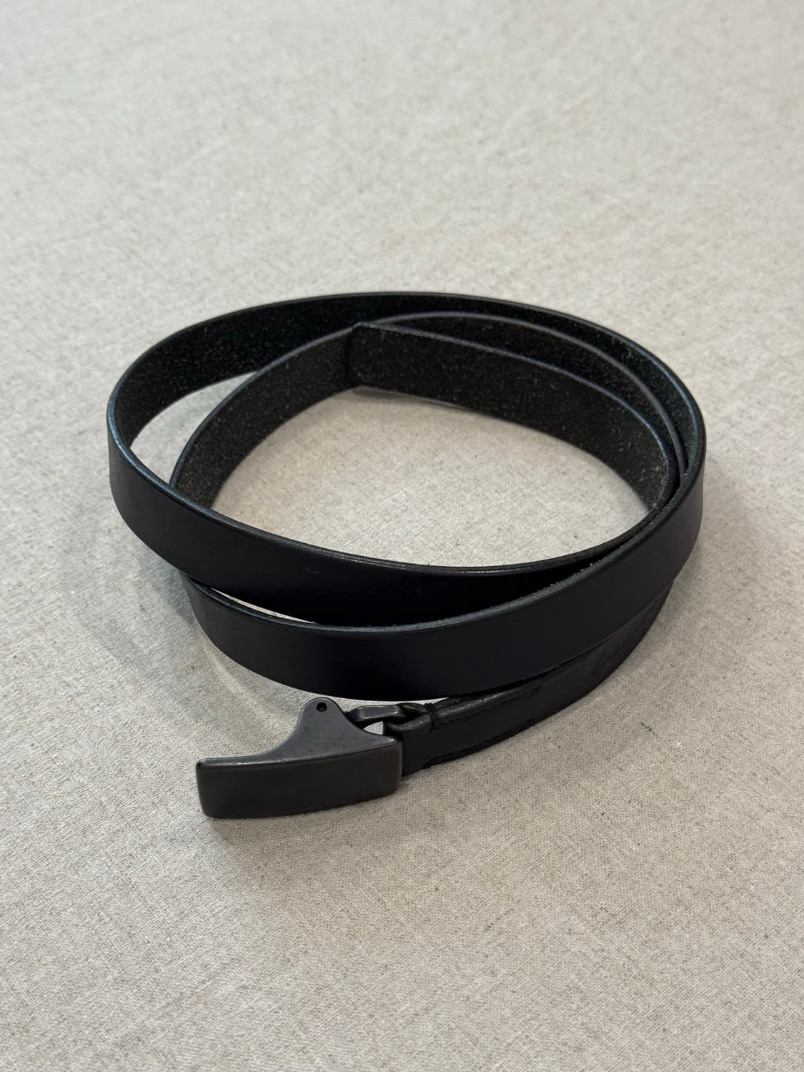 요지야마모토 뿌르옴므 23aw 밀리터리 세이프 레더 벨트 상품이미지2