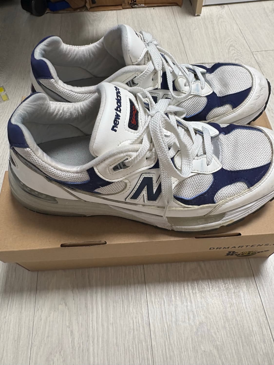 뉴발란스 992 USA 화이트 네이비 275 상품이미지5