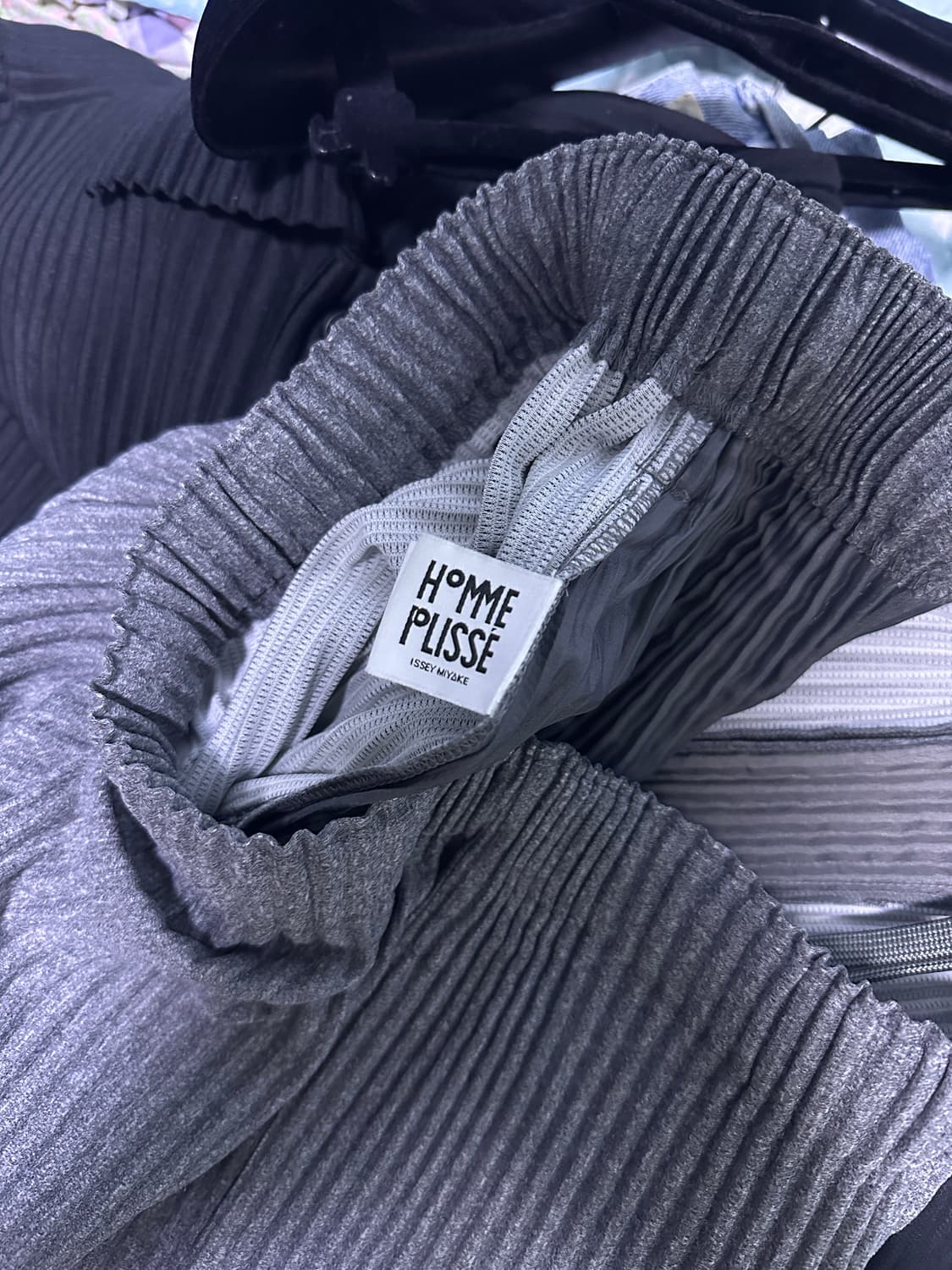 [2] 옴므플리세 헤더 플리츠 그레이 JF155 팬츠 상품이미지4