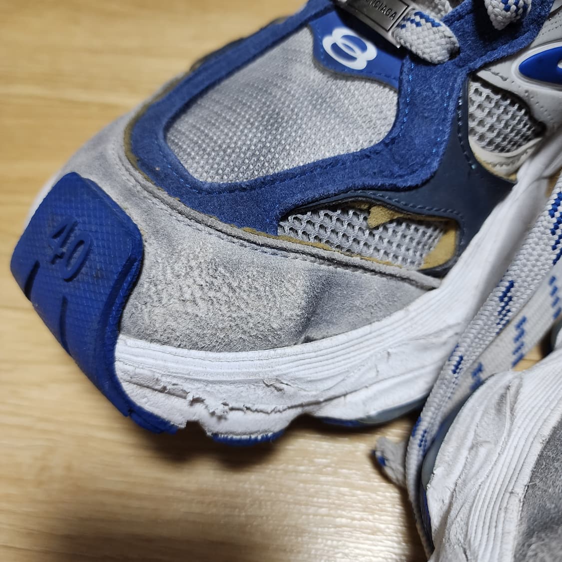 발렌시아가 카고스니커즈 40 상품이미지4