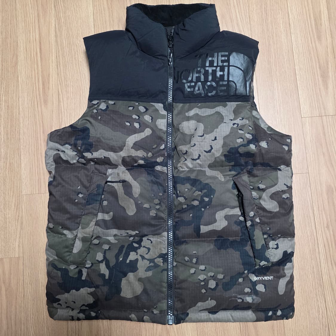 S) 노스페이스 카모 패딩조끼 상품이미지1