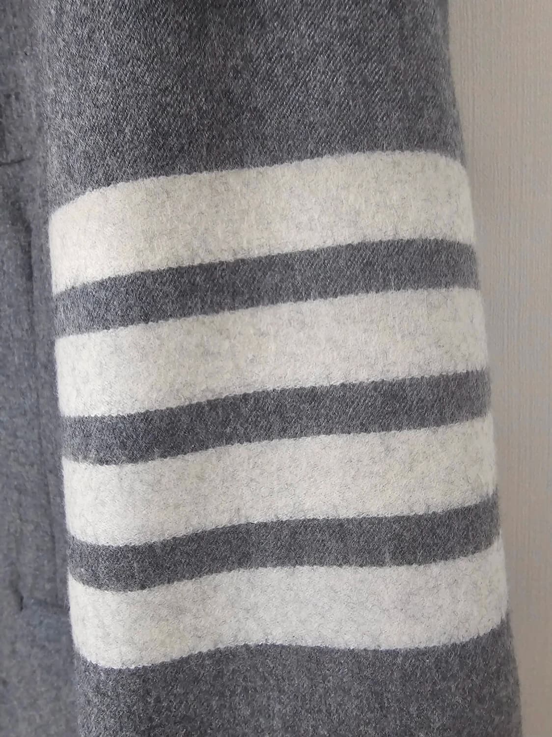 톰브라운 사선완장 플란넬 100% 울 자켓 셋업(2/100) 상품이미지4