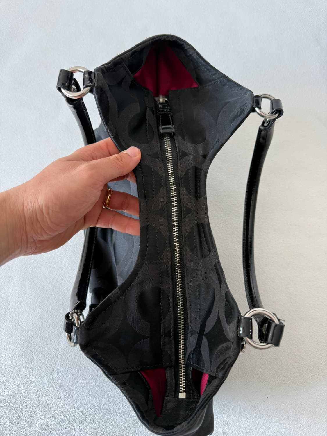 코치(COACH) 모노그램 숄더백 상품이미지6