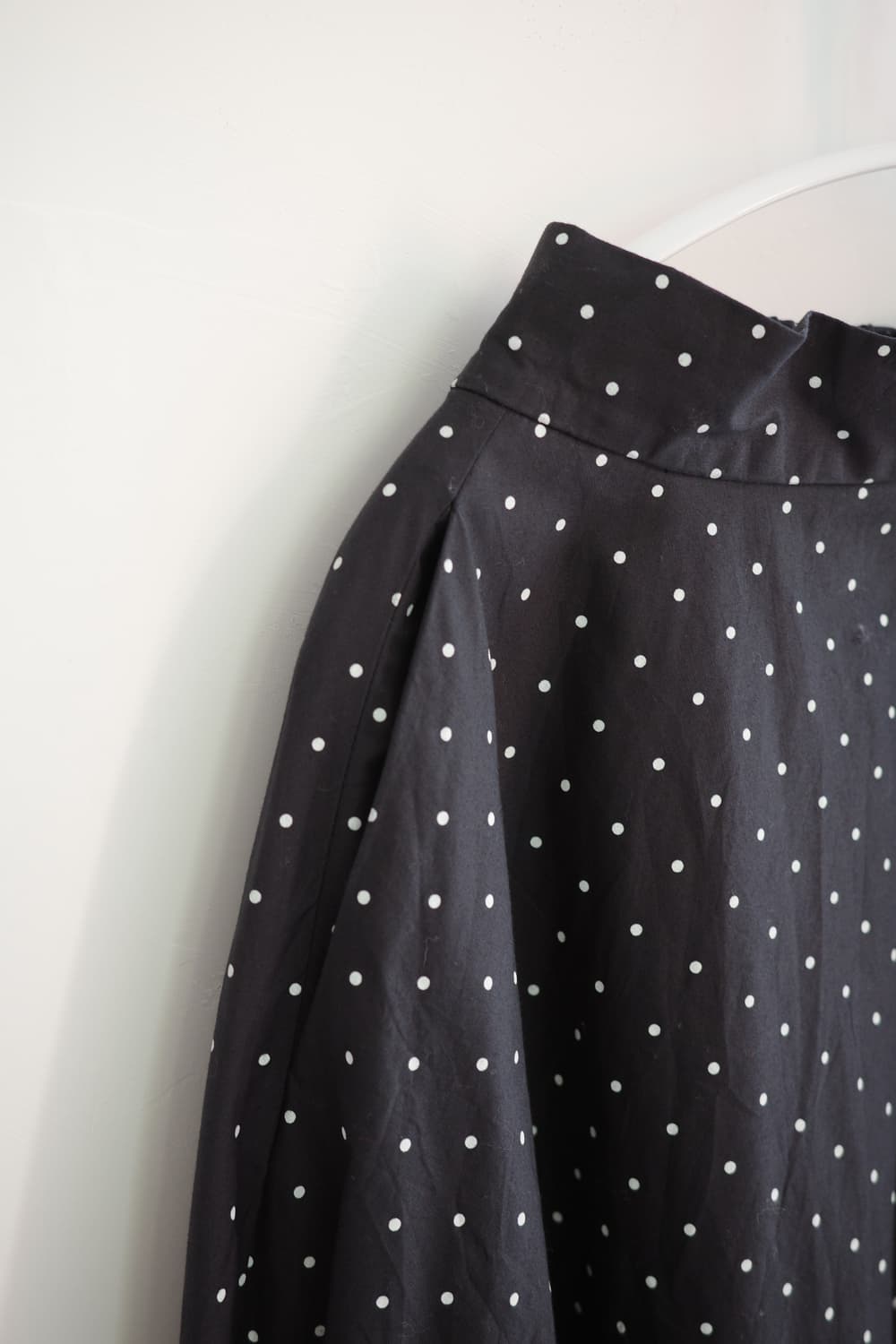 unique 
• 블랙 플리츠 도트 스커트 상품이미지4
