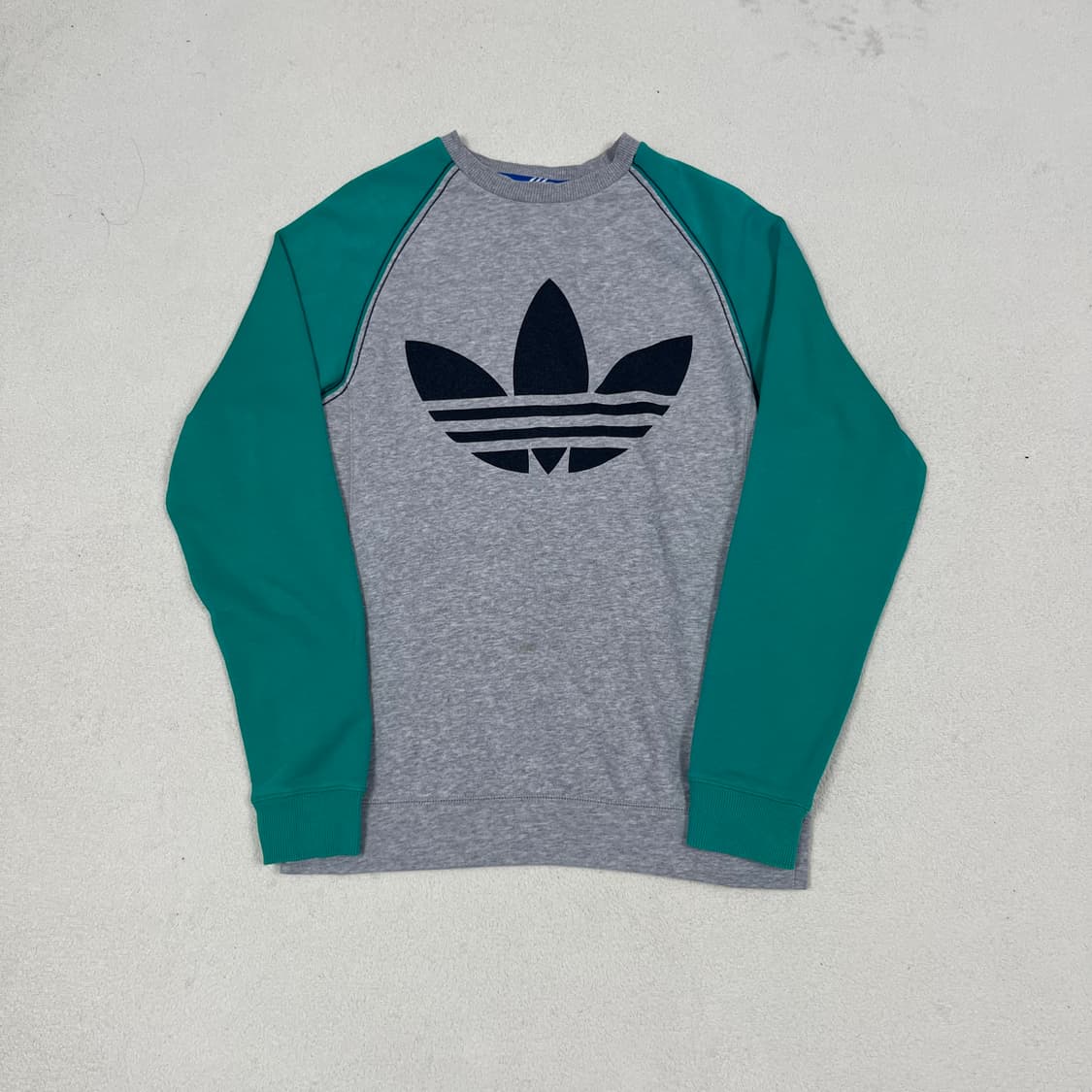 Adidas green raglan trefoil sweatshirt 상품이미지5