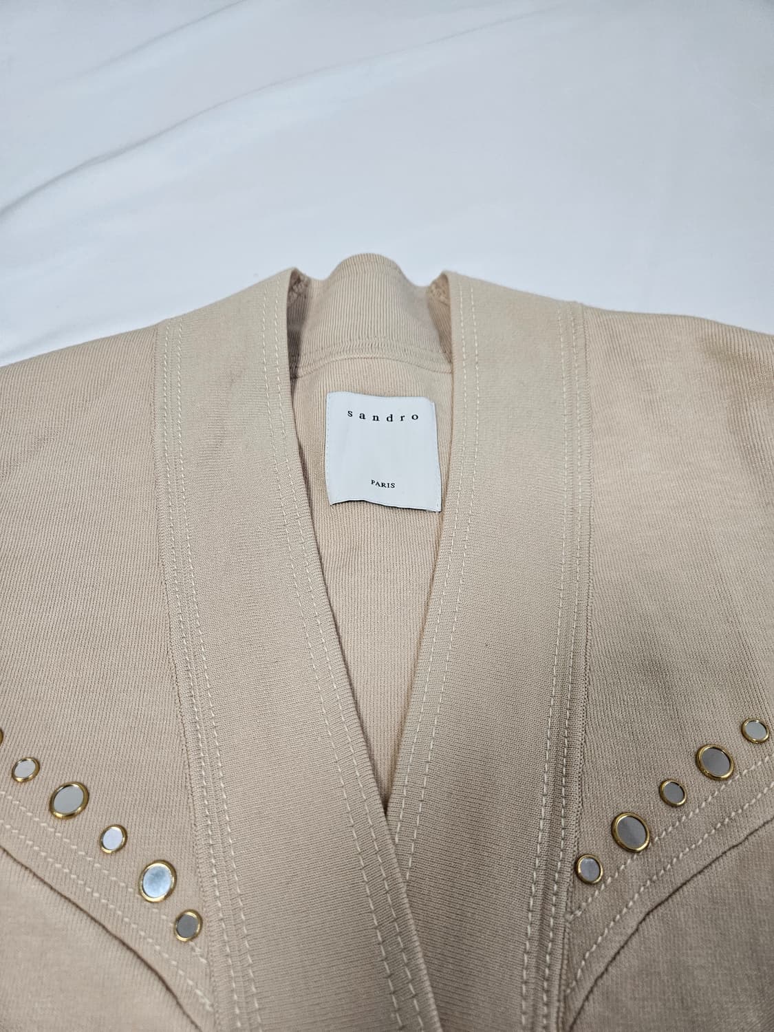 산드로 SANDRO 스터드트림 니트 가디건 1사이즈 (거의 새상품) 상품이미지4