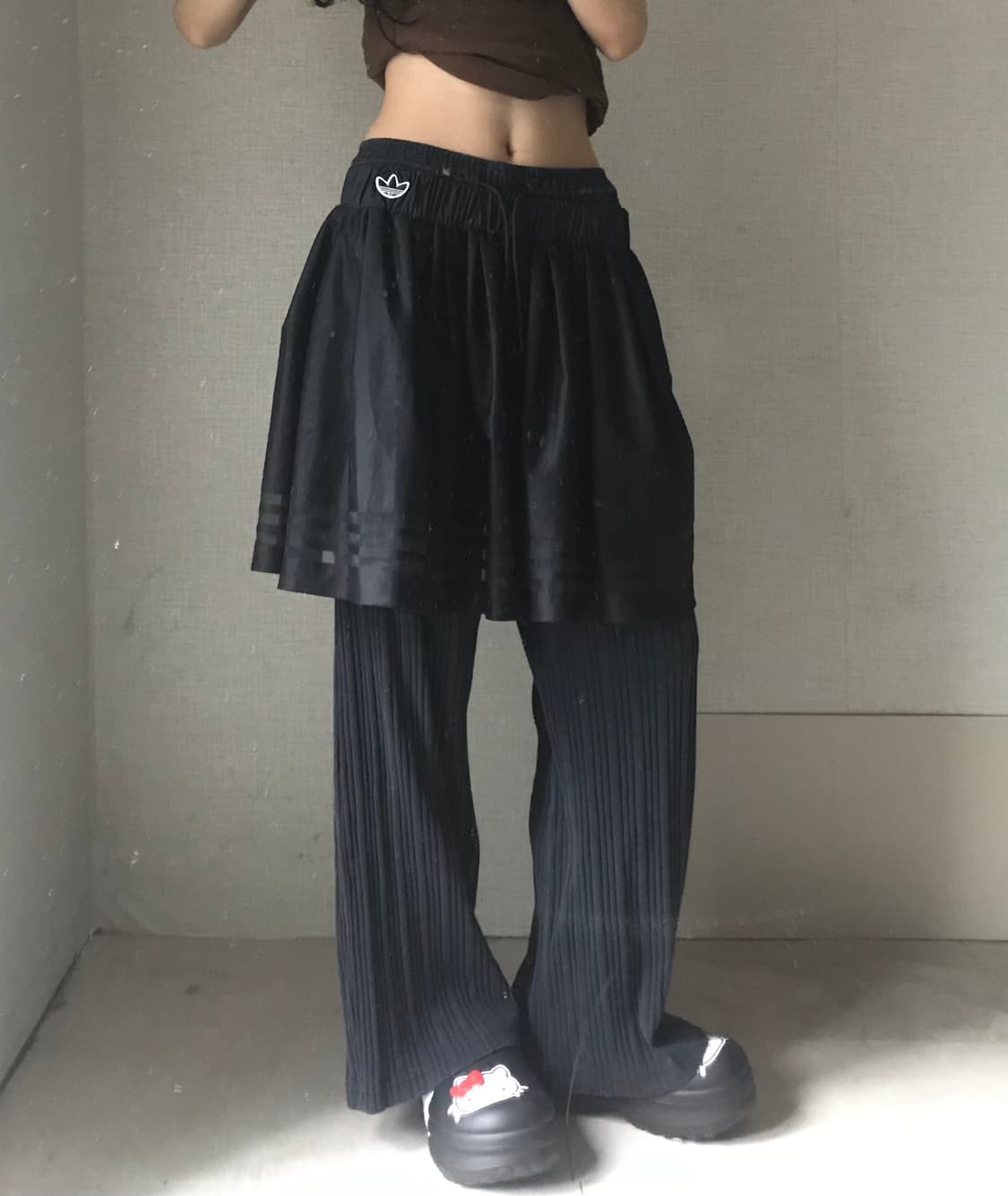 아디다스 블랙 샤스커트 상품이미지2