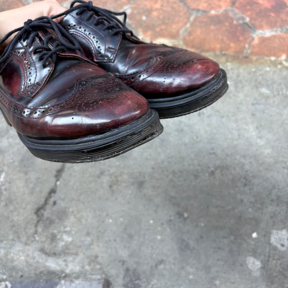 Dr. Martens 닥터마틴 윙팁 로퍼 (270) 상품이미지5