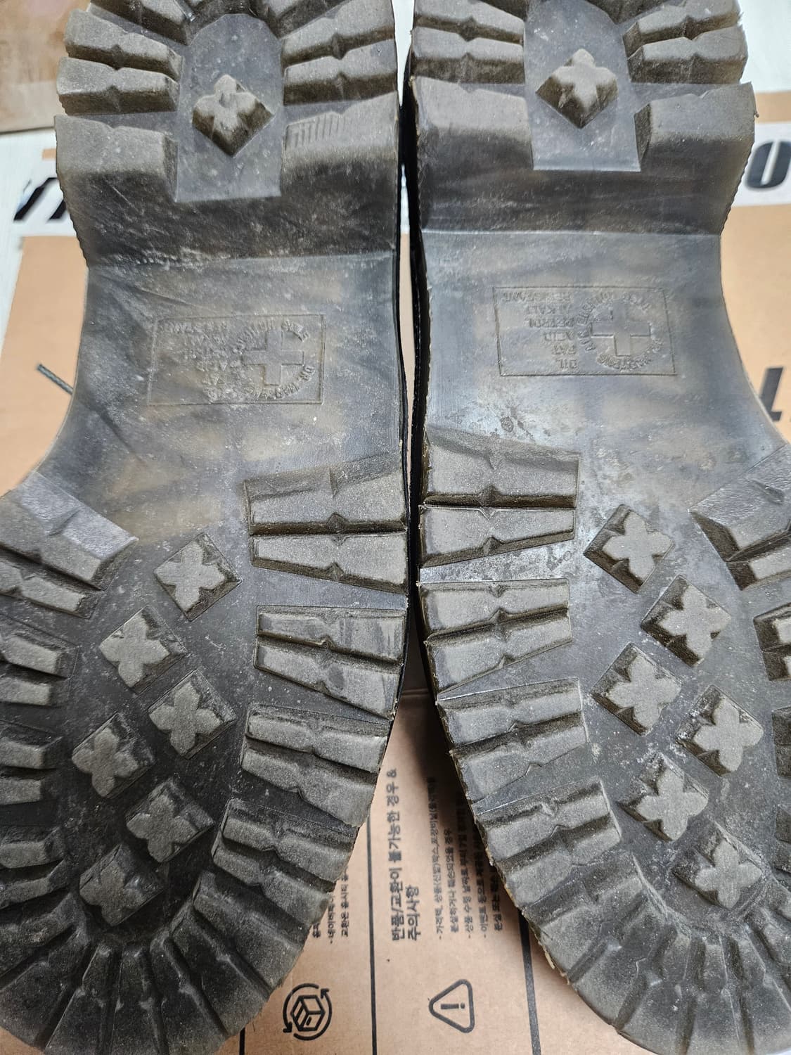 닥터마틴×디스이즈네버뎃1461왁스드 풀그레인 상품이미지4