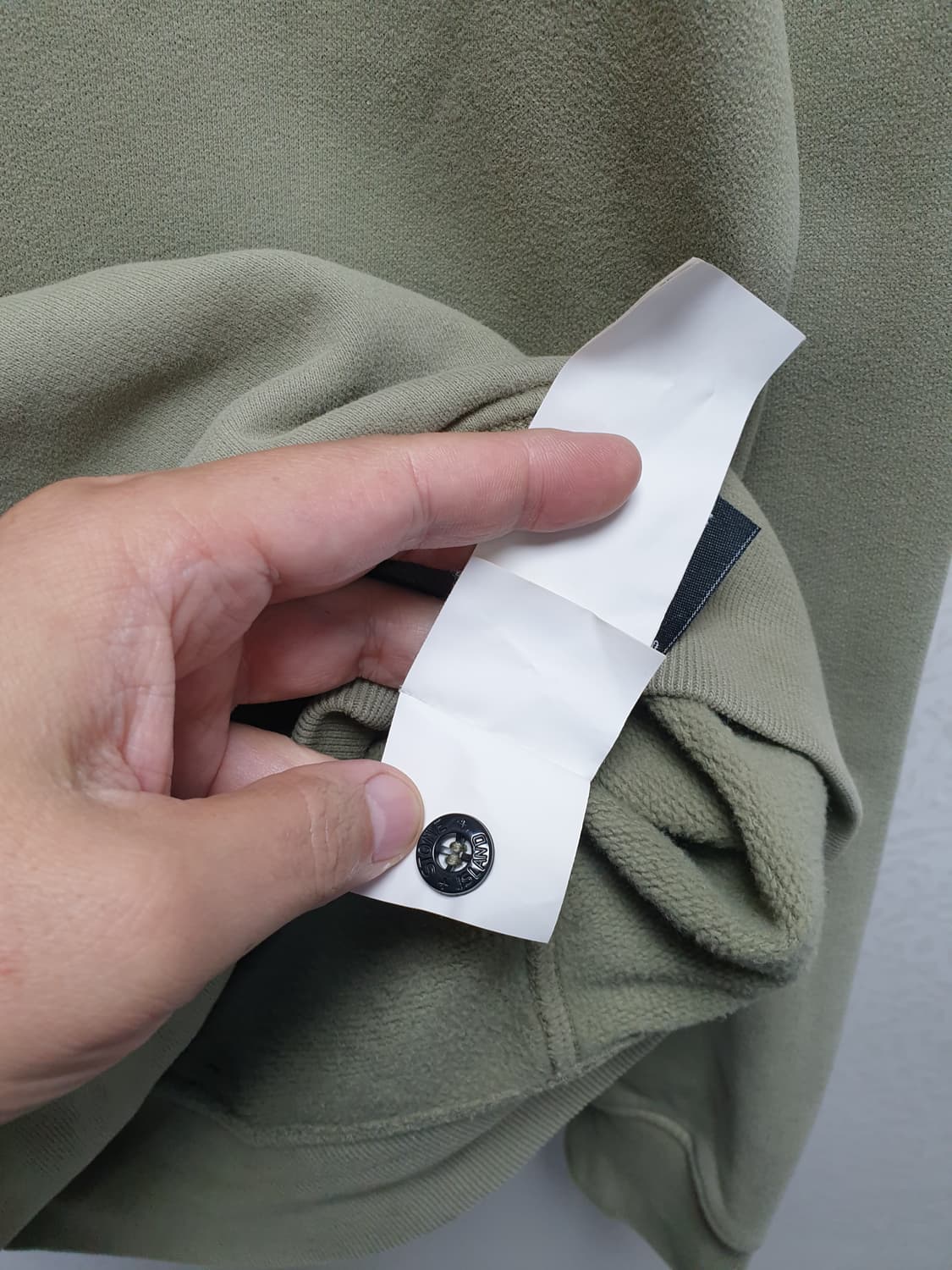 [L/100/정품] 스톤아일랜드 기모 맨투맨 카키 상품이미지8