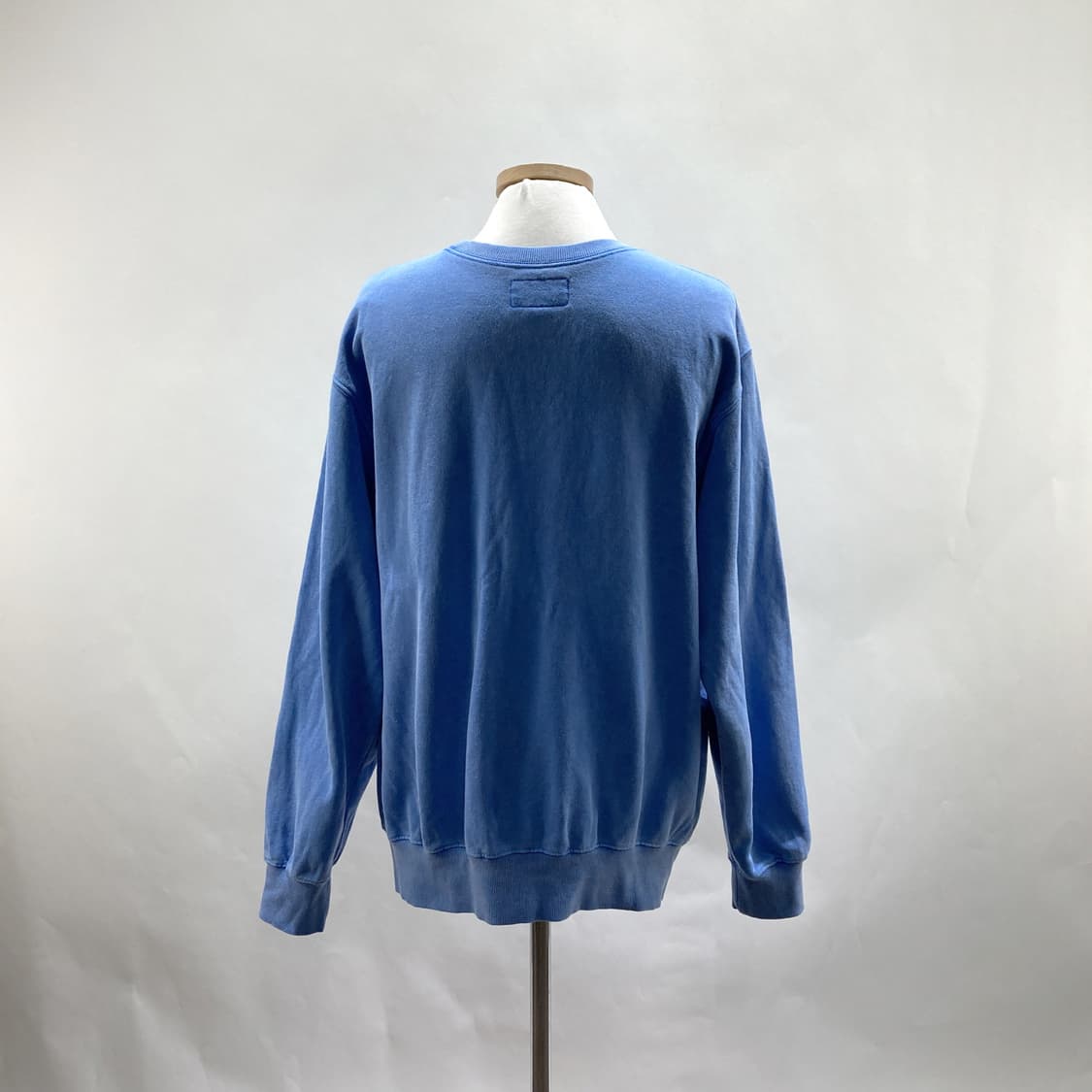 디스이즈네버댓 워싱블루맨투맨 2023 100 상품이미지3