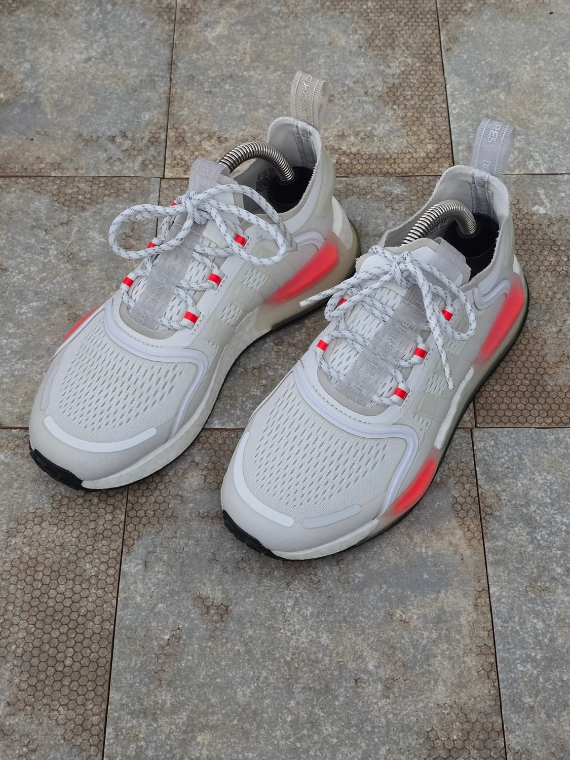 (230)아디다스 nmd v3 클라우드 화이트  상품이미지1