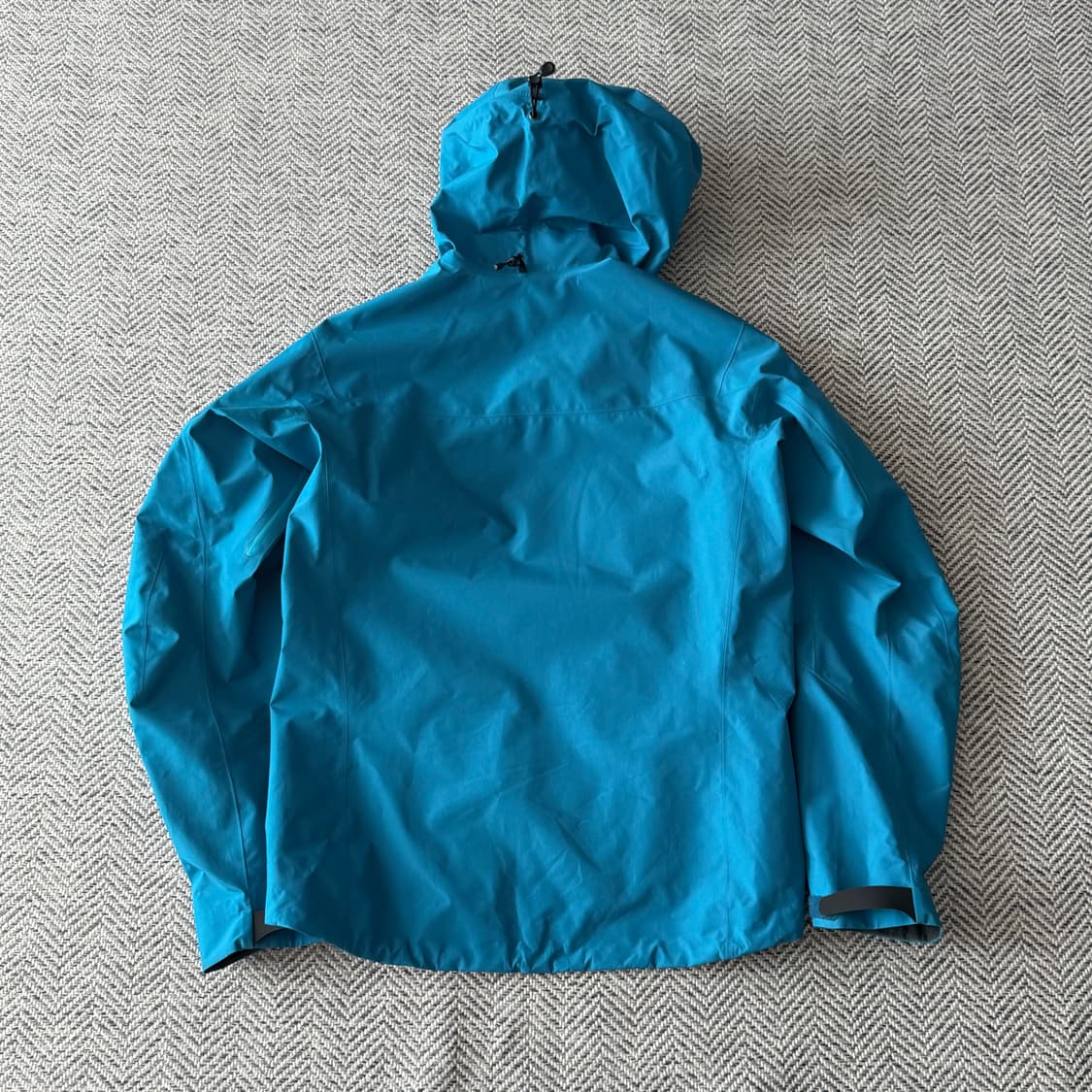 아크테릭스 알파SV 탈라사 버질아블로 상품이미지2